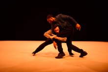 Compagnie par Terre / Anne Nguyen - Kata (foto: Thomas Bohl)