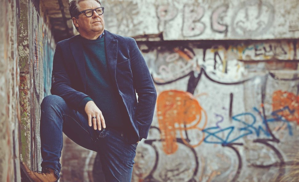 Piv Huvluv - DJ Loebas (foto © Dieter Procureur)